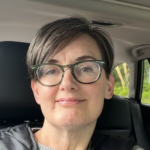 Meet your Posher, Lisa